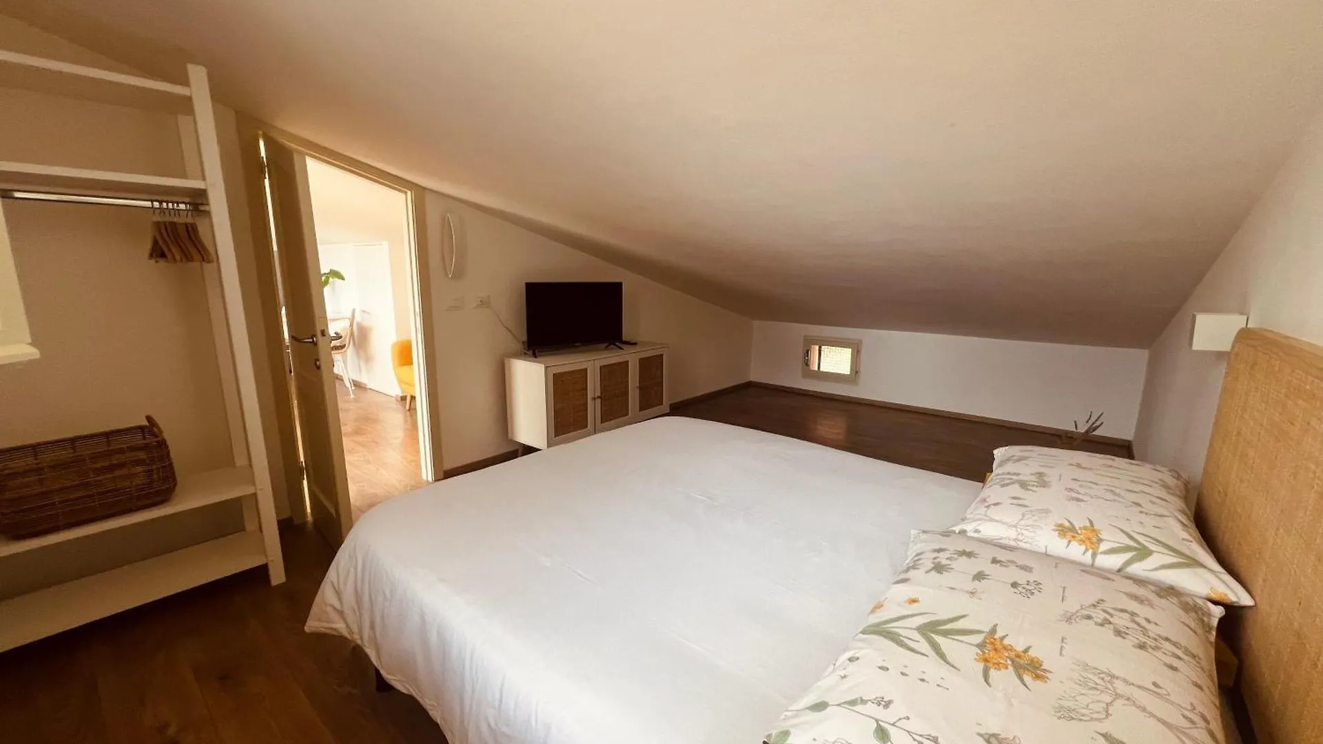 La Mansarda Degli Ulivi Apartman Portoferraio 0*,